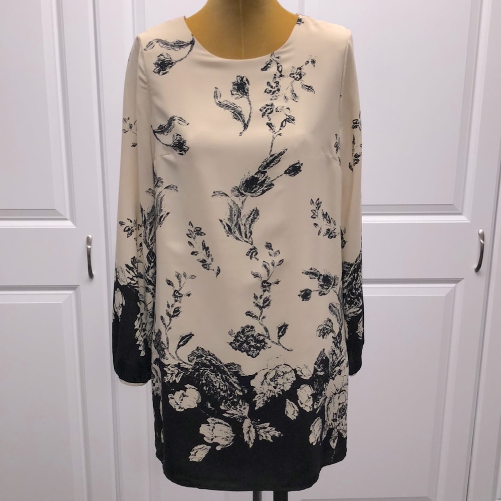 Women’s Forever 21 floral print dress